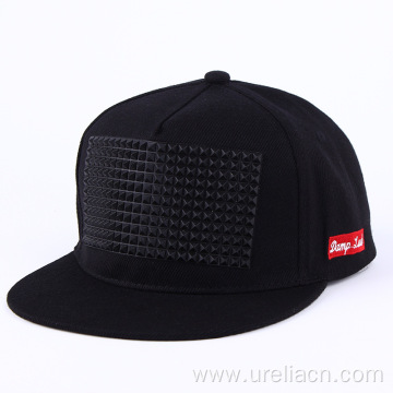 Cotton snapback hat with rubber print